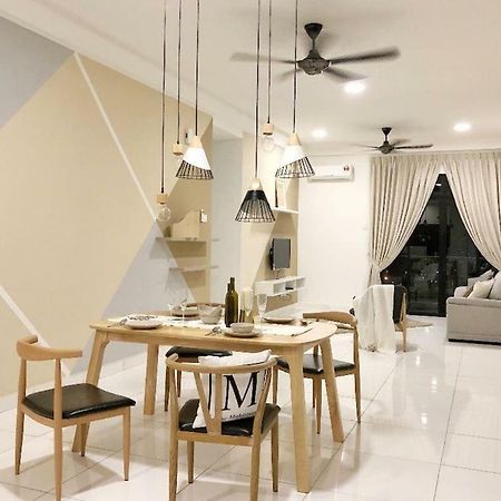 Johor Bahru Paradigm Leplatino Homestay Ngoại thất bức ảnh